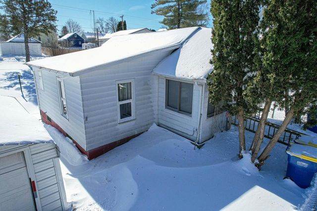 926 Pine Avenue, Hillsboro, WI 54634