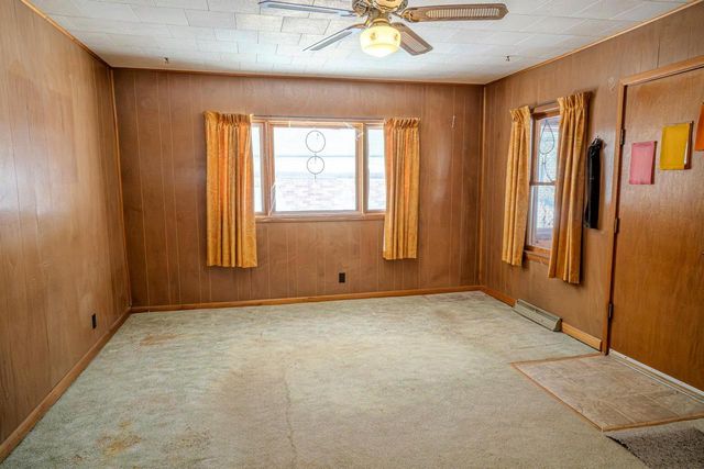 926 Pine Avenue, Hillsboro, WI 54634