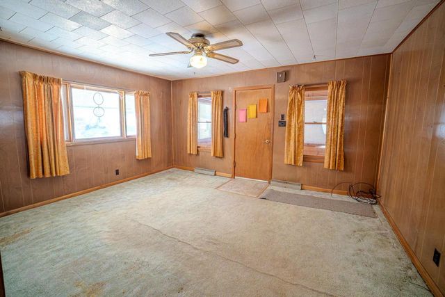 926 Pine Avenue, Hillsboro, WI 54634