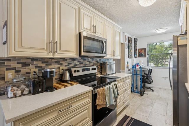 9670 W Mcnab Road 208, Tamarac, FL 33321