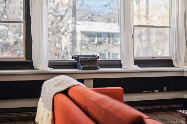 176 Maple Avenue, Flanders, NY 11901