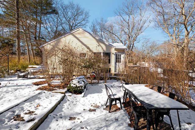 176 Maple Avenue, Flanders, NY 11901