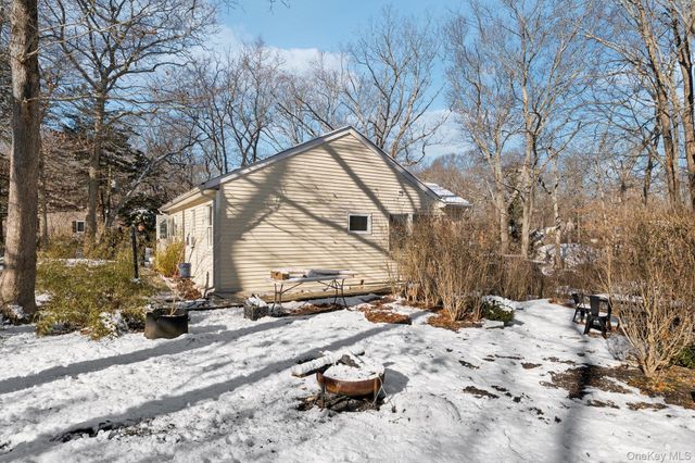 176 Maple Avenue, Flanders, NY 11901