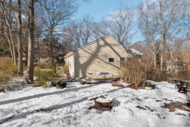 176 Maple Avenue, Flanders, NY 11901