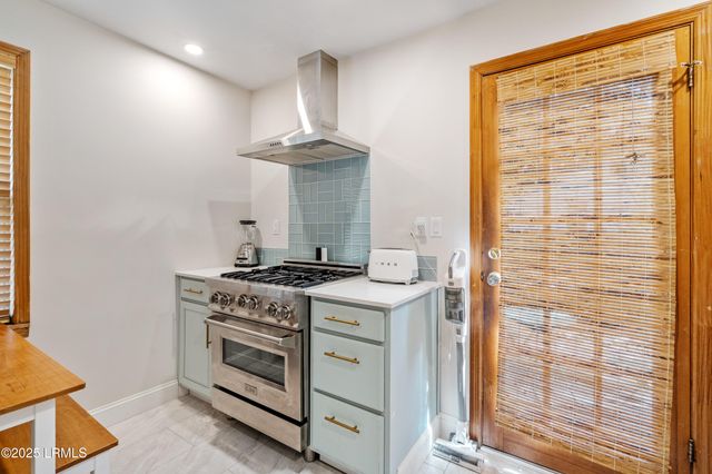 2514 Acorn Hill Avenue, Beaufort, SC 29902