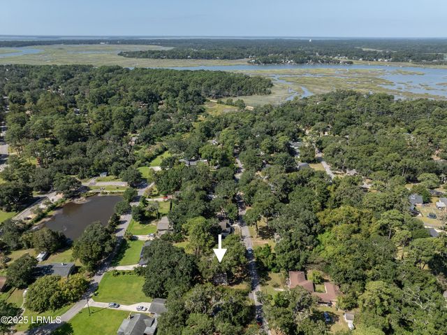 2514 Acorn Hill Avenue, Beaufort, SC 29902