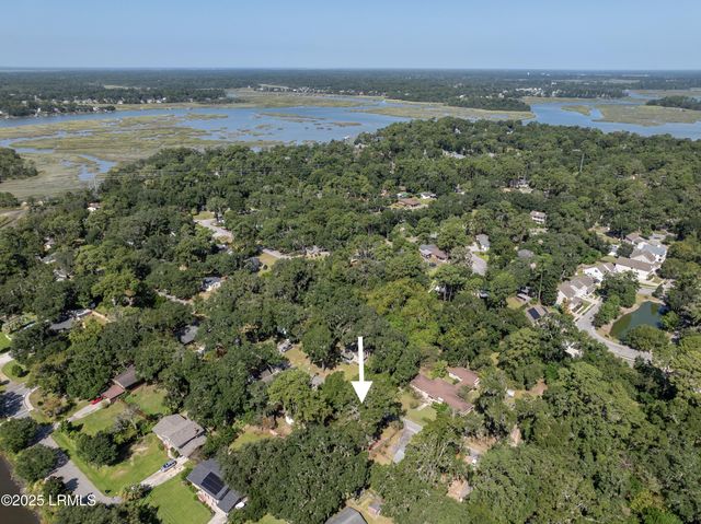 2514 Acorn Hill Avenue, Beaufort, SC 29902