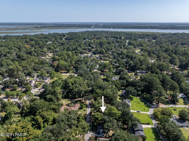 2514 Acorn Hill Avenue, Beaufort, SC 29902