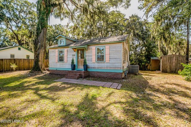 2514 Acorn Hill Avenue, Beaufort, SC 29902