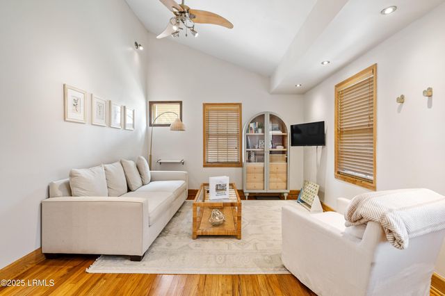 2514 Acorn Hill Avenue, Beaufort, SC 29902