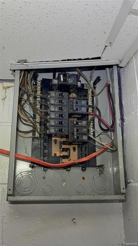 6809 Brimson Street, Detroit, MI 48212