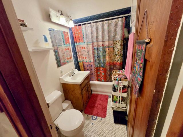2367 N 70th STREET, Wauwatosa, WI 53213