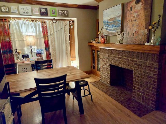 2367 N 70th STREET, Wauwatosa, WI 53213