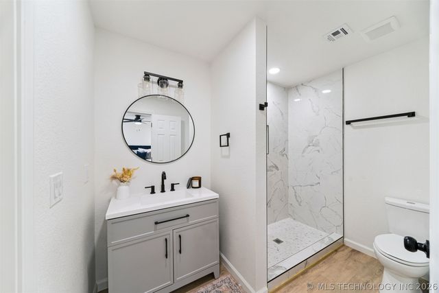 2934 W 68th Street, Tulsa, OK 74132