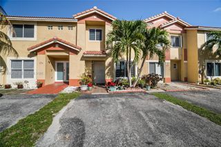 5297 NW 190th Ln, Miami Gardens, FL 33055