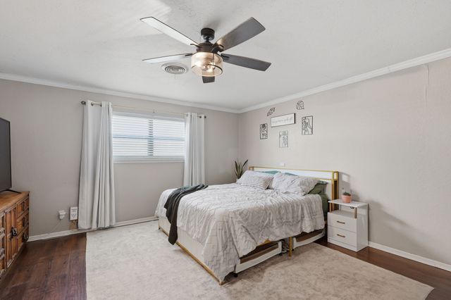 1949 Chimneywood Court, Abilene, TX 79602