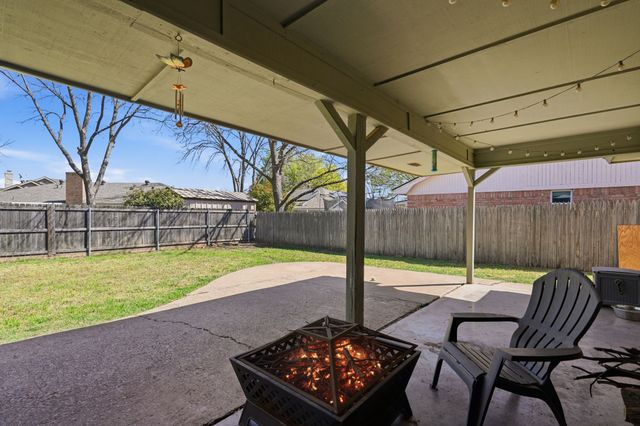 1949 Chimneywood Court, Abilene, TX 79602