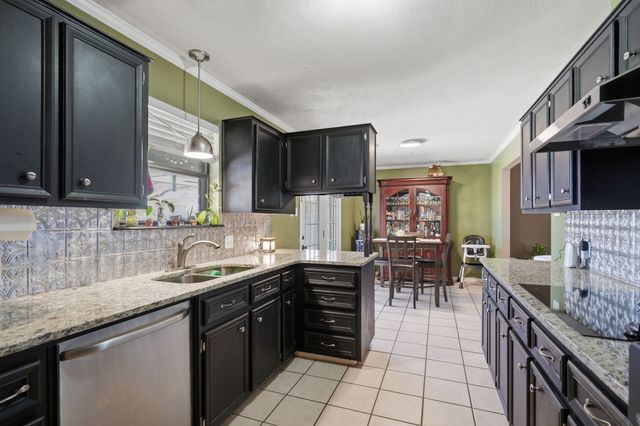 1949 Chimneywood Court, Abilene, TX 79602