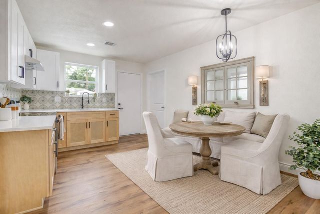 2407 36th Avenue N, Texas City, TX 77590