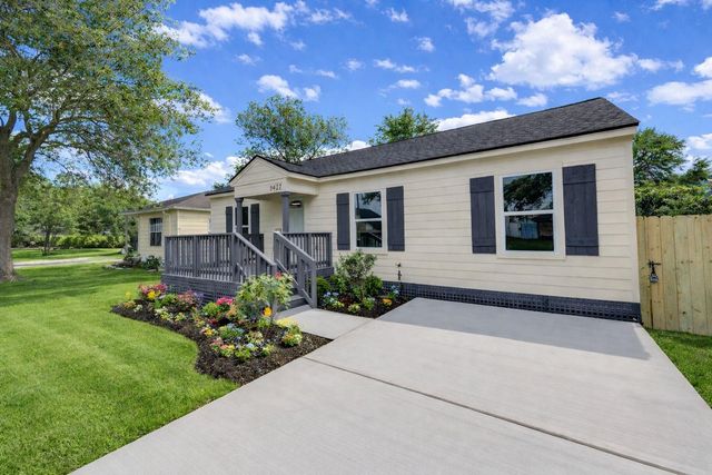 2407 36th Avenue N, Texas City, TX 77590