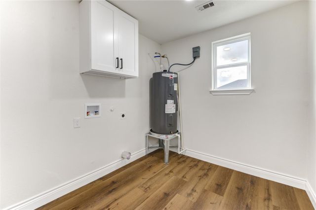 2407 36th Avenue N, Texas City, TX 77590