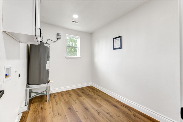 2407 36th Avenue N, Texas City, TX 77590