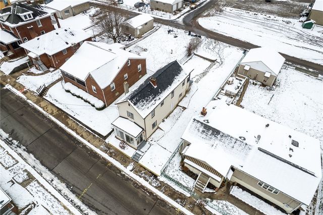 415 Giffin Ave, Canonsburg, PA 15317