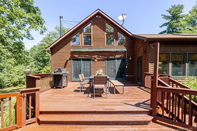 490 Peak Road, Stone Ridge, NY 12484