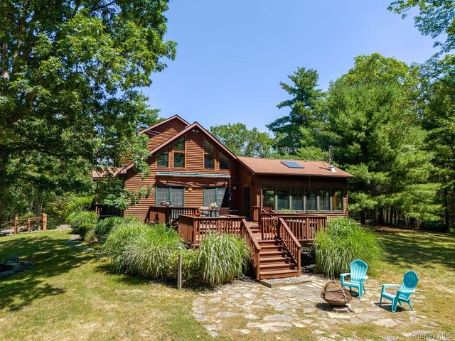 490 Peak Road, Stone Ridge, NY 12484