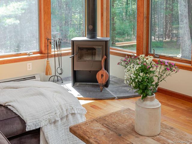 490 Peak Road, Stone Ridge, NY 12484