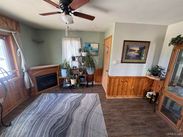 N7474 White Clover Road, Manawa, WI 54949