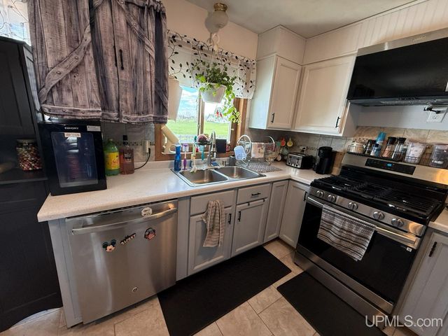 N7474 White Clover Road, Manawa, WI 54949