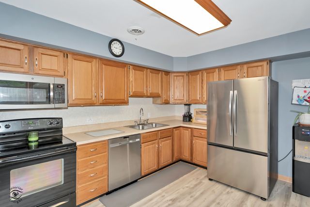2608 Essington Road, Joliet, IL 60435