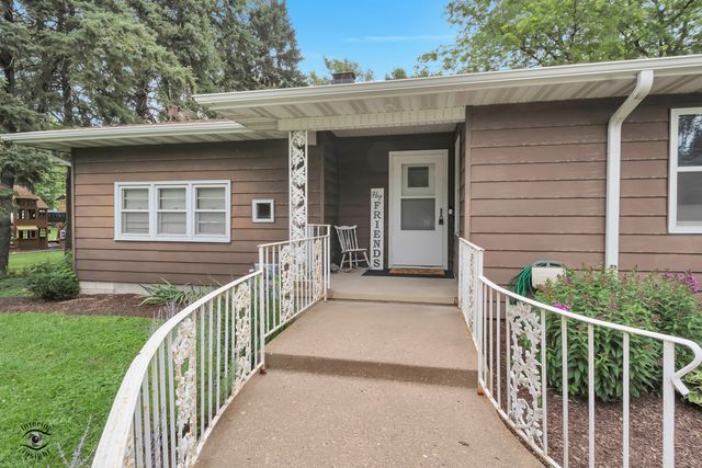2608 Essington Road, Joliet, IL 60435