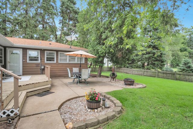 2608 Essington Road, Joliet, IL 60435