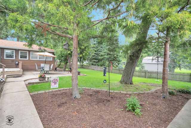 2608 Essington Road, Joliet, IL 60435