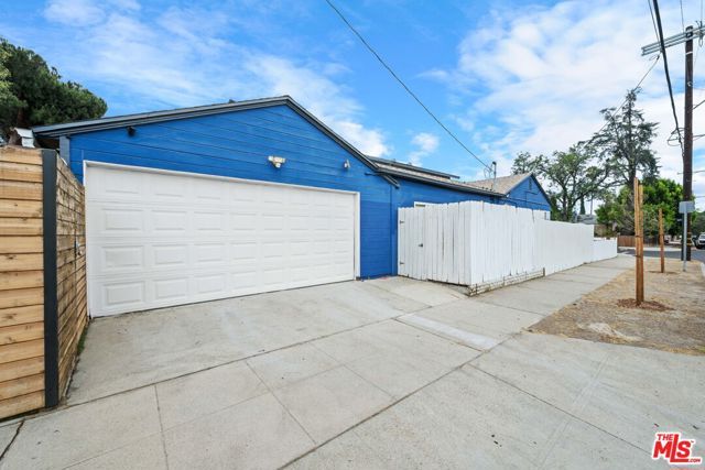 11143 Califa Street, Los Angeles, CA 91601