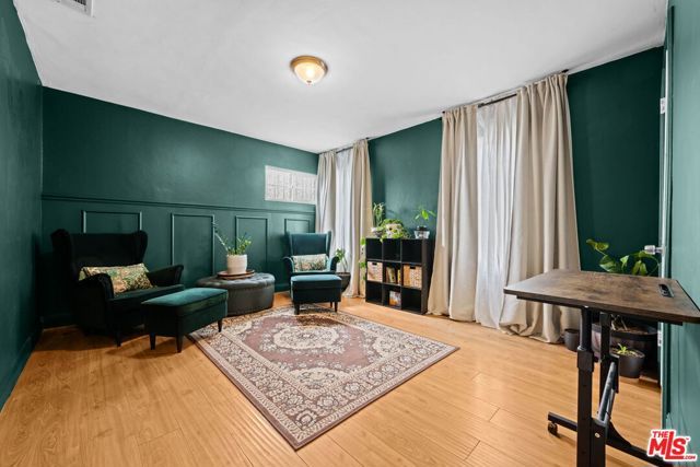 11143 Califa Street, Los Angeles, CA 91601