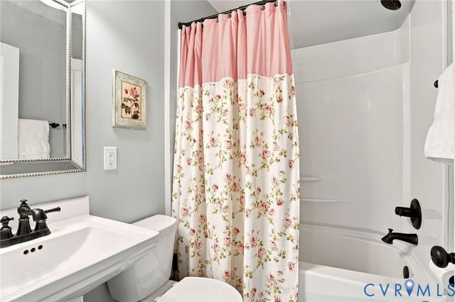 2201 Ginter St, Henrico, VA 23228