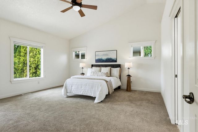6191 N Bandon Pl, Garden City, ID 83714