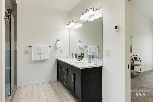 6191 N Bandon Pl, Garden City, ID 83714
