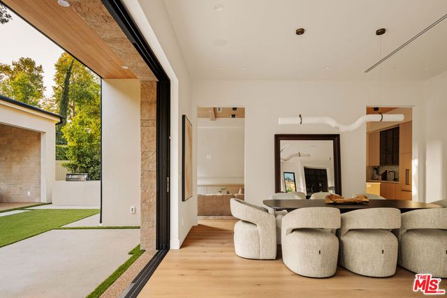 4317 Elmer Avenue, Studio City, CA 91602