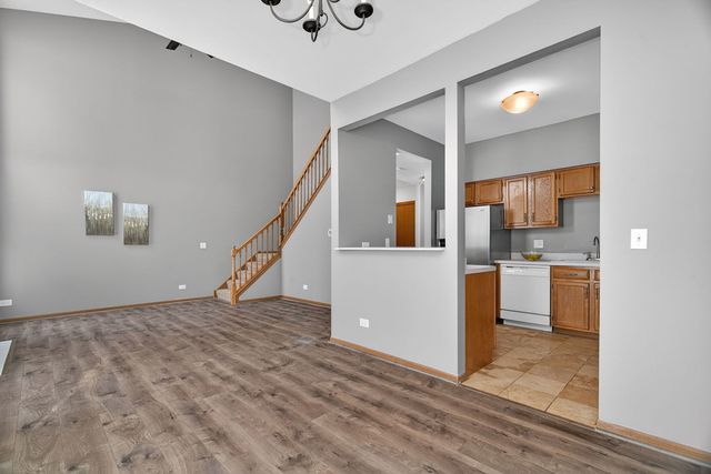 2167 ROSSITER Parkway, Plainfield, IL 60586