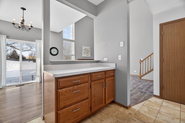 2167 ROSSITER Parkway, Plainfield, IL 60586