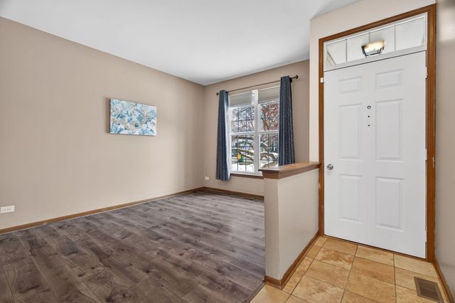 2167 ROSSITER Parkway, Plainfield, IL 60586