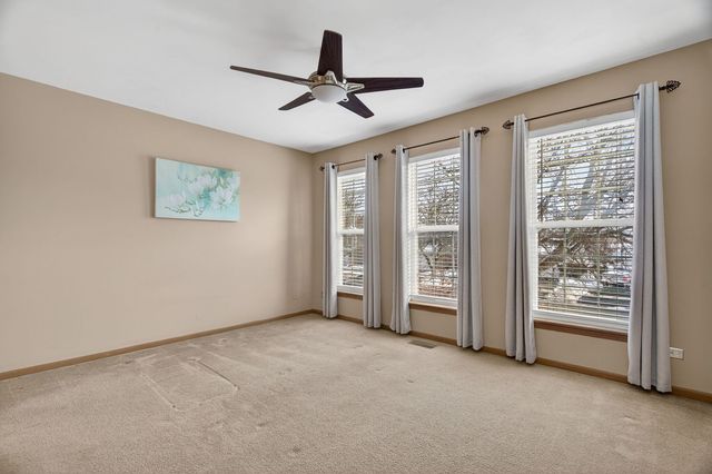 2167 ROSSITER Parkway, Plainfield, IL 60586