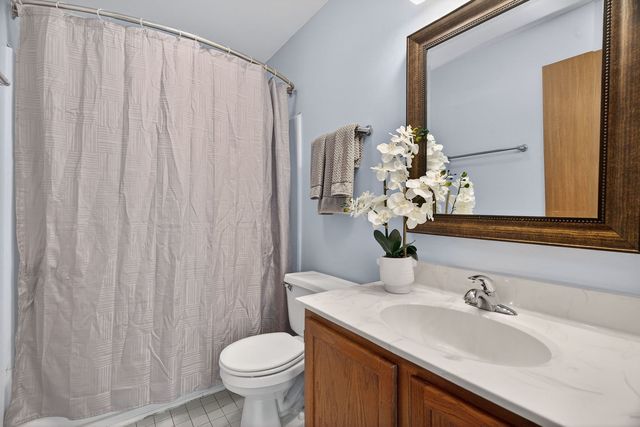 2167 ROSSITER Parkway, Plainfield, IL 60586