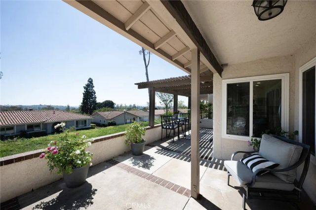 28052 Via Congora, Mission Viejo, CA 92692