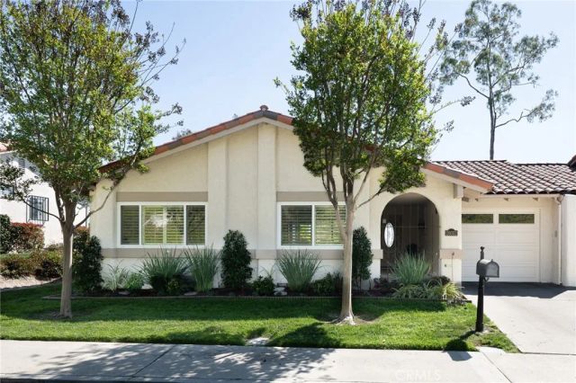 28052 Via Congora, Mission Viejo, CA 92692