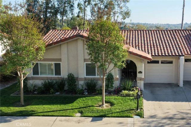 28052 Via Congora, Mission Viejo, CA 92692